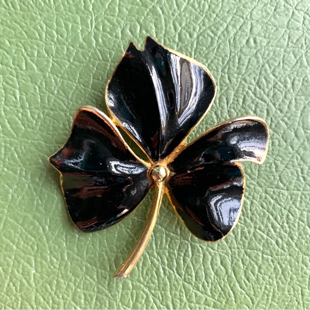 Vintage Torino black enamel golden leaf brooch pin signed - Picture 2 of 16